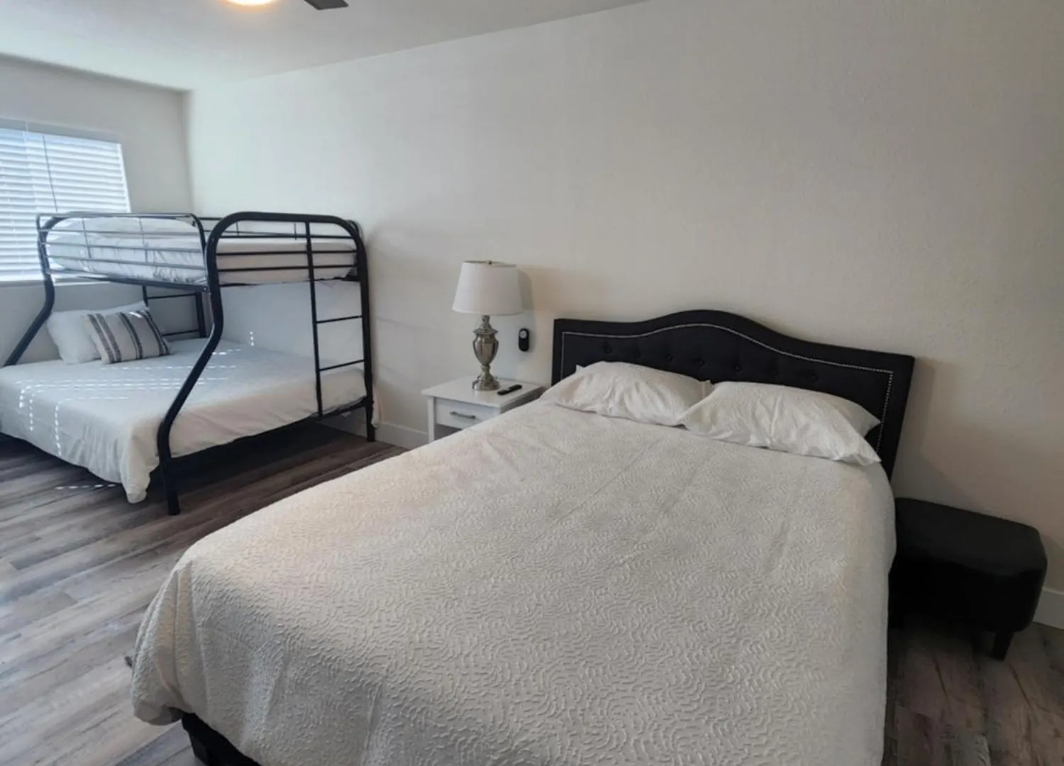 拉斯维加斯Pampas House公寓